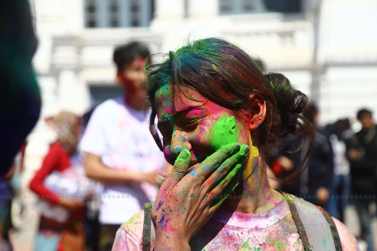 https://raracms.setopati.com/uploads/shares/2020/sujita/holi at basantapur/holi parba (1).jpg